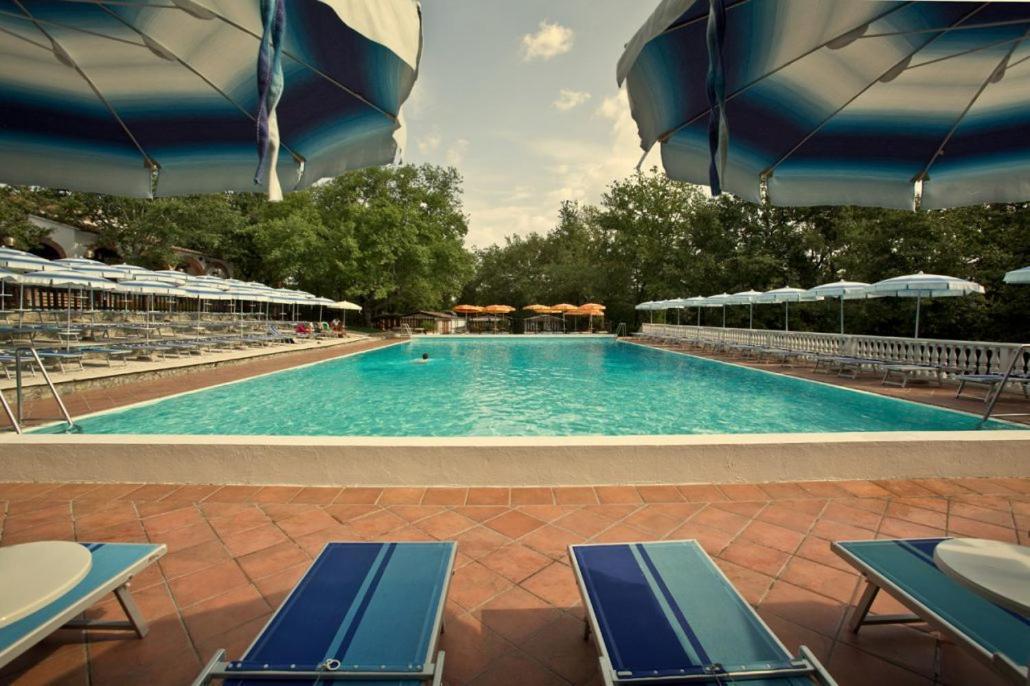 Luxor Chianti Glamping Village Castellina in Chianti Ngoại thất bức ảnh